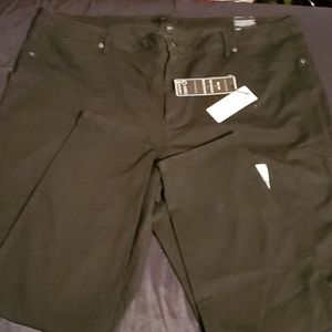 NWT  Black plus size Jeans